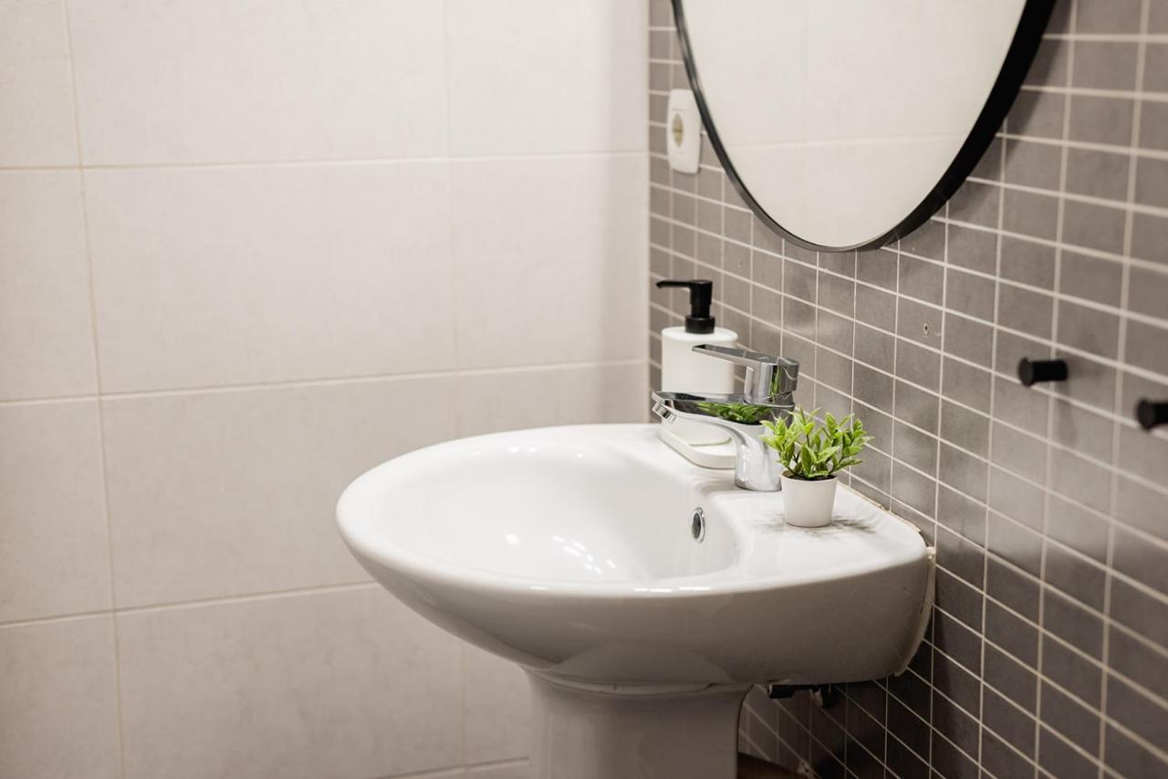 Apartamentos Fv Flats Valencia - Mestalla 9 Ngoại thất bức ảnh